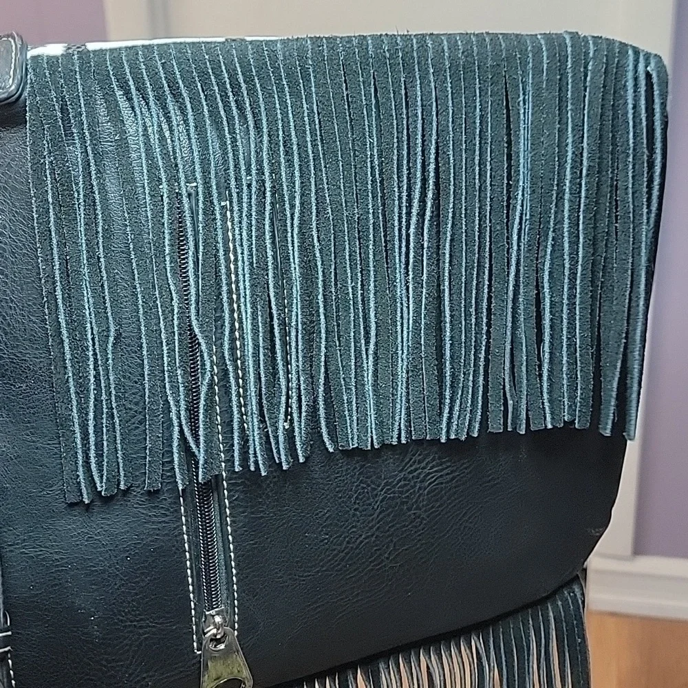 Blazin Roxx Aztec Fringe Crossbody - Picture 3 of 10